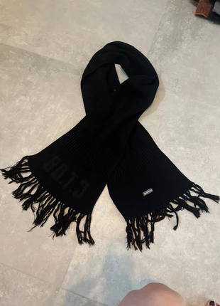 Converse sjaal black , marque: Converse, état: Bon état, 2,50 €, 3,33 € Protection acheteurs incluse