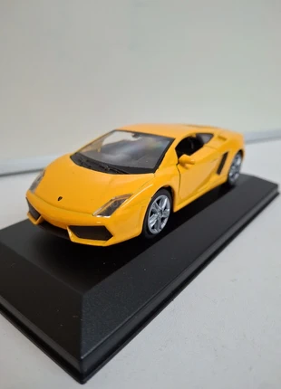 Miniature -> 1.32 <- Lamborghini Gallardo LP550 De nombreux modèles en vente dans ma boutique, marke: Collection, zustand: Neu, 11,00 €, 12,25 € beinhaltet Vinted-Käuferschutz Pro