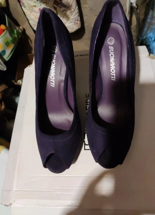 Sapatos altos, état: Très bon état, taille: 39, 1,00 €, 1,75 € Protection acheteurs incluse