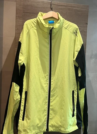 Rogelli sportjasje, merk: Rogelli, staat: Heel goed, € 5,00, € 5,95 inclusief Kopersbescherming