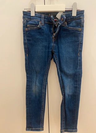 Jeans tommy hilfiger, marque: Tommy Hilfiger, état: Très bon état, taille: 3 ans / 98 cm, 10,00 €, 11,20 € Protection acheteurs incluse