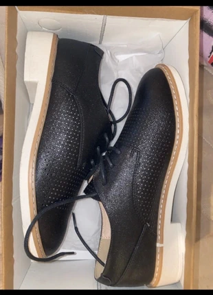 Derbies noires, brand: Vice versa, condizioni: Nuovo con cartellino, taglia: 36, €18.00, €19.60 include la Protezione acquisti