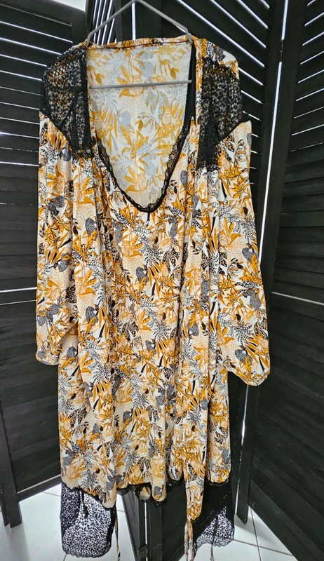 Ensemble nuisette et peignoir (XL)