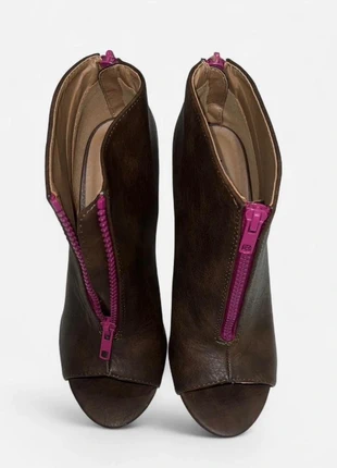 Michael Antonio Brown Peep Toe Ankle Booties with Bold Pink Zipper - Statement Heel Boots, brand: Michael Antonio, condition: Very good, size: 5.5, £11.33, £12.60 includes Buyer Protection