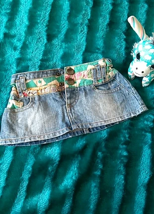 Falda vaquera desigual, merk: Desigual, staat: Heel goed, maat: 24-36 maanden / 92 cm, € 7,00, € 8,05 inclusief Kopersbescherming