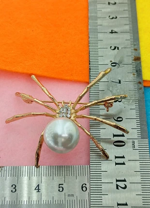 Broche, brand: luxe.fr, condition: Very good, €5.00, €5.95 includes Buyer Protection Pro