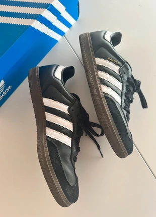 Adidas Samba OG nere 🖤, marke: adidas, zustand: Sehr gut, größe: 40, 75,00 €, 79,45 € inklusive Vinted-Käuferschutz