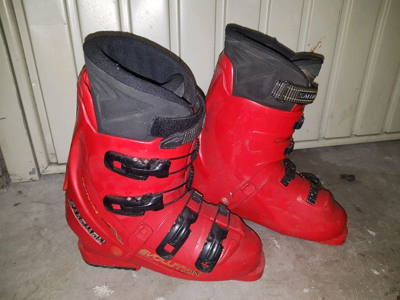 Salomon 9.0 sale evolution ski boots