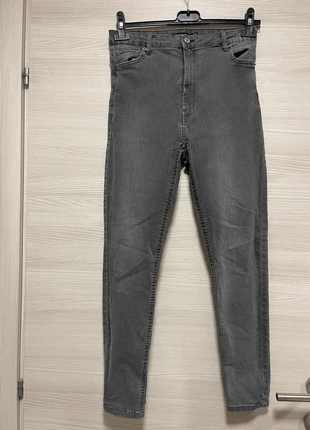 Pantaloni, marca: Bershka, estado: Bueno, tamaño: M / 38 / 10, 3,00 €, 3,85 € Protección al comprador incluida
