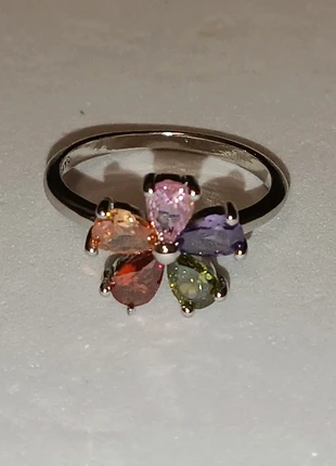 Beautiful 925 Silver Ring With Flower Colour Precious Gemstones US Size 9, marque: Silver, état: Très bon état, taille: 19 mm, 24,99 €, 26,94 € Protection acheteurs incluse
