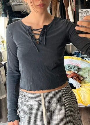 Dark grey long sleeve blouse, marque: Bershka, état: Très bon état, taille: M / 38 / 10, 5,00 €, 5,95 € Protection acheteurs incluse