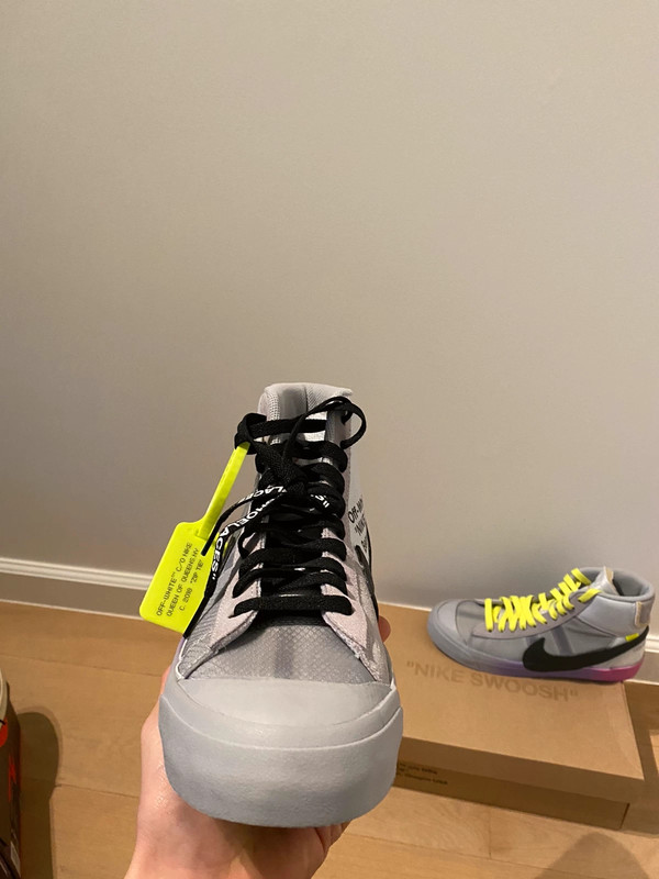 Off white nike blazer mid queen online
