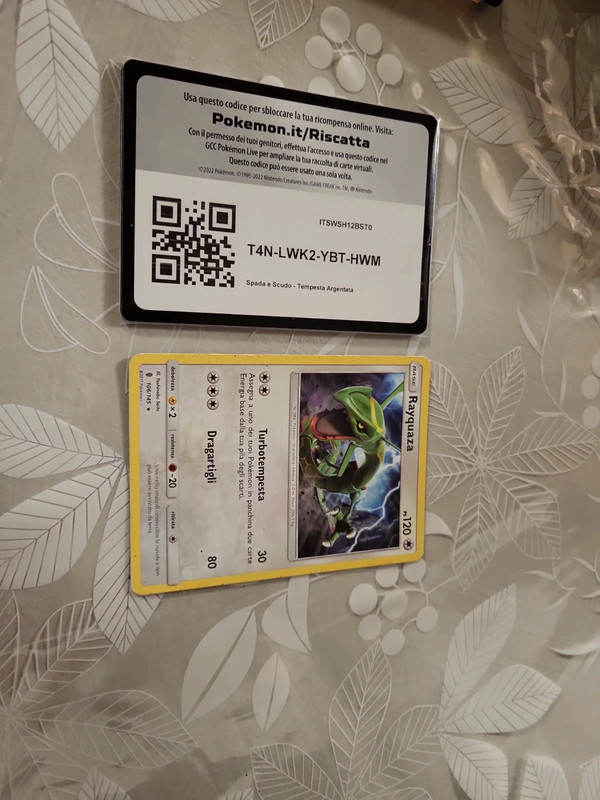 Rayquaza - Vinted