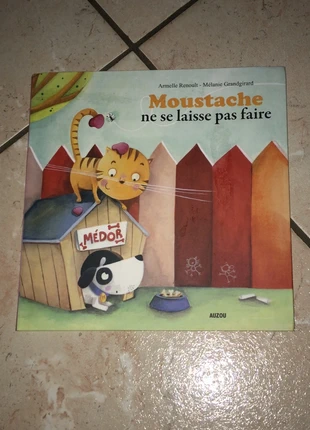 Livre Mes petits albums : Moustache ne se laisse pas faire, zustand: Neu, 2,50 €, 3,33 € inklusive Vinted-Käuferschutz