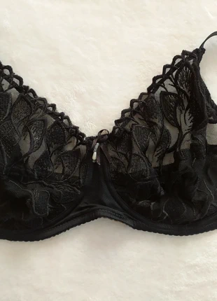 Soutien gorge noir, marque: Lingerie Land, état: Très bon état, taille: 90D, 2,00 €, 2,80 € Protection acheteurs incluse