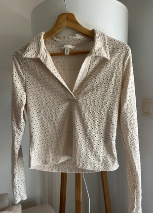 Top court crème ajouré h&m 38 M, brand: H&M, condition: New without tags, size: M / 38 / 10, €10.00, €11.20 includes Buyer Protection