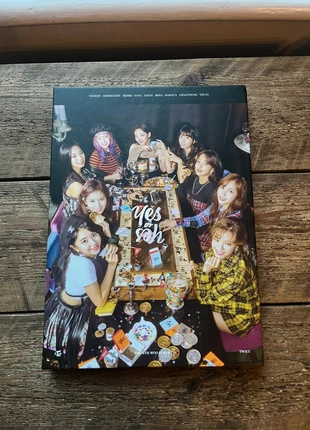 Twice Yes or Yes 6th Mini Album, condition: Good, £15.00, £16.45 includes Buyer Protection