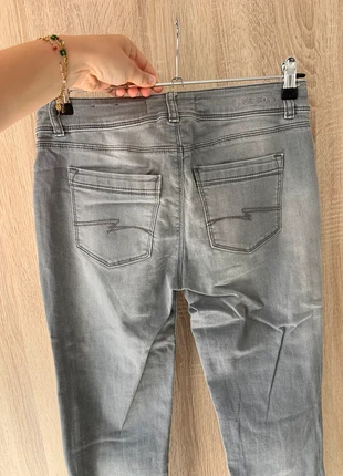 Jean skinny gris clair Street One 37, brand: Street One, condizioni: Ottime, taglia: M / IT 42 / EU 38, €4.00, €4.90 include la Protezione acquisti