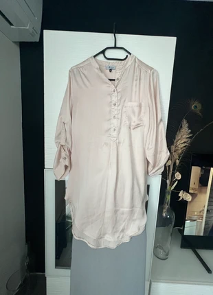 Chemise longue, brand: Voglia, condition: Very good, size: M / 38 / 10, €10.00, €11.20 includes Buyer Protection