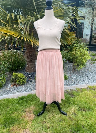 Jupe tulle , zustand: Sehr gut, größe: Einheitsgröße, 15,00 €, 16,45 € inklusive Vinted-Käuferschutz