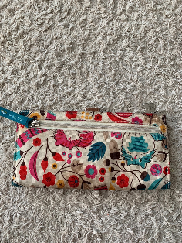 Lily Bloom wallet c25 3