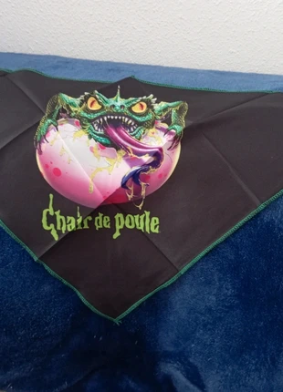 Foulard de poche chair de poule, marque: Bayard, état: Neuf sans étiquette, 10,00 €, 11,20 € Protection acheteurs incluse