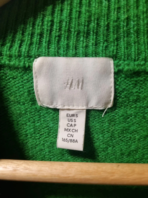 Žalias megztinis 2
