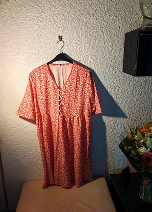 Robe femme fleurie rouge et blanche, parfaite pour l'été, taille XXL, neuve, marque: Aesthetic, état: Neuf sans étiquette, taille: XXL / 44 / 16, 11,00 €, 12,25 € Protection acheteurs incluse