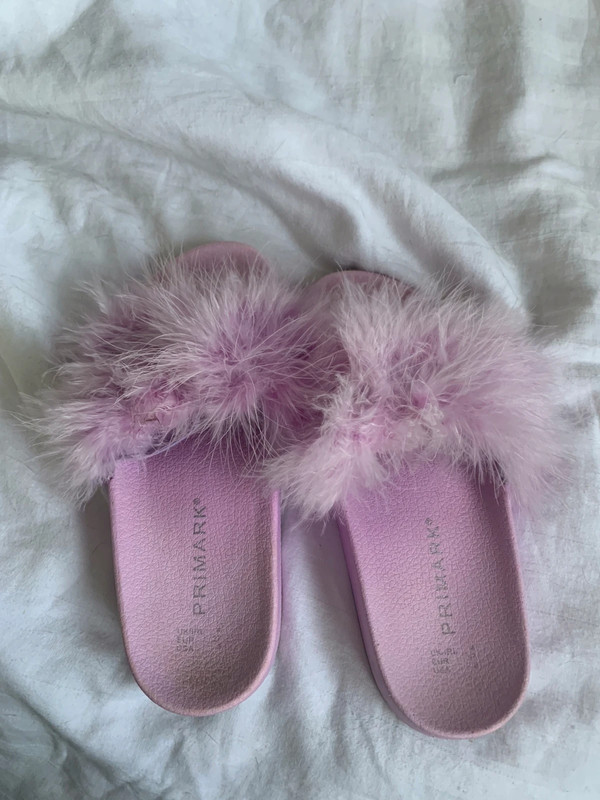 Lilac fluffy slides Vinted