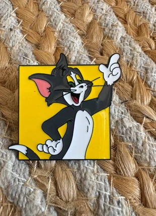 Pins Tom et Jerry 🐱🐭, marca: Tom and Jerry, estado: Muito bom, €4.00, €4.90 inclui Proteção do Comprador Pro