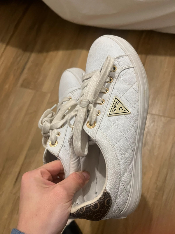 Chaussur guess hot sale