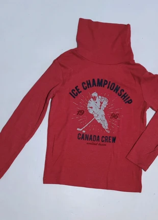 T shirt col roulé rouge, merk: Okaïdi, staat: Goed, maat: 6 jaar / 116 cm, € 1,00, € 1,75 inclusief Kopersbescherming