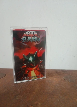 Mental Slavery, zustand: Sehr gut, 3,00 €, 3,85 € inklusive Vinted-Käuferschutz