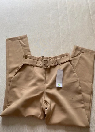 Pantalon femme, brand: Kiabi, condizioni: Nuovo con cartellino, taglia: M / IT 42 / EU 38, €12.00, €13.30 include la Protezione acquisti