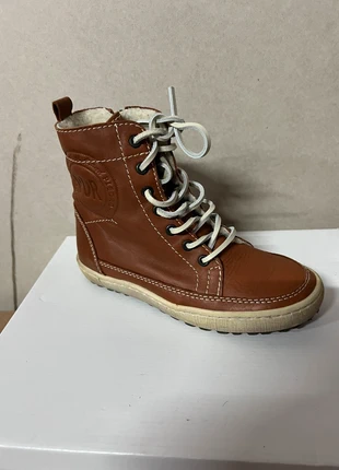 Nieuwe leren boots gevoerd, merk: Piedro, staat: Nieuw met prijskaartje, maat: 33, € 37,50, € 40,08 inclusief Kopersbescherming Pro