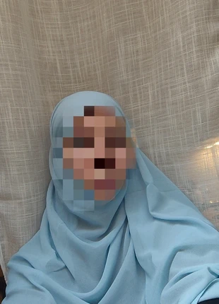 Voile hijab bleu ciel, brand: Boutique indépendante, condition: New without tags, €3.00, €3.85 includes Buyer Protection