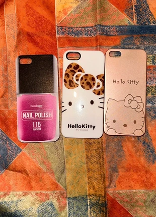 Lot de 3 Coques iPhone 5 / 5s / SE (1ère génération) Hello Kitty et Vernis fuchsia, marca: Hello Kitty, estado: Bom, €6.00, €7.00 inclui Proteção do Comprador