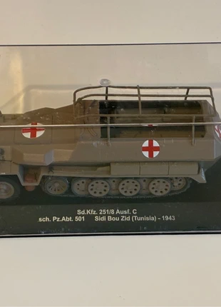 Sd.Kfz. 251/8 Ausf. C, brand: EAGLEMOSS COLLECTIONS, condition: Very good, size: Preemie, up to 44cm, €11.99, €13.29 includes Buyer Protection