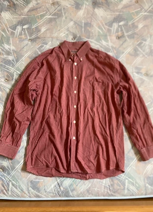 Camicia a Quadri – Borgogna e Bianco Taglia L, brand: Vintage Dressing, condizioni: Nuovo senza cartellino, taglia: L, €12.00, €13.30 include la Protezione acquisti