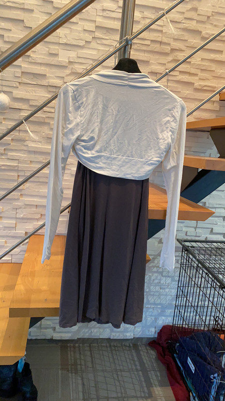 Robe Nina Kalio taille 38 et cache epaules Vinted