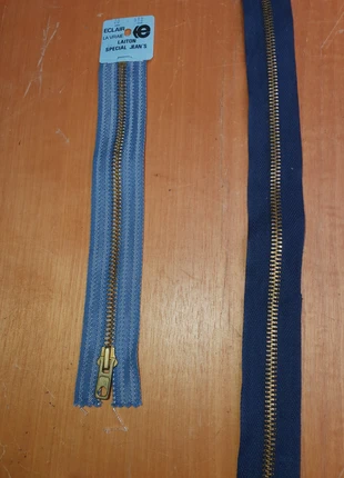 2 fermetures éclair neuves, merk: DMC, staat: Nieuw met prijskaartje, maat: 1-3 maanden / 56 cm, € 2,00, € 2,80 inclusief Kopersbescherming