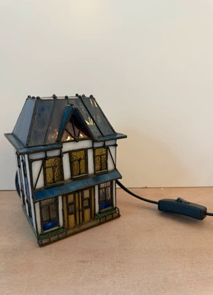 Tiffany-Style Stained Glass House Desk Lamp (No Bulb), brand: unknown, condition: Good, £100.00, £105.70 includes Buyer Protection