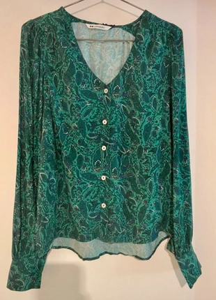 Blouse verte imprimée cachemire Camaïeu – T. S, merk: Camaïeu, staat: Nieuw zonder prijskaartje, maat: S / 36 / 8, € 6,00, € 7,00 inclusief Kopersbescherming Pro