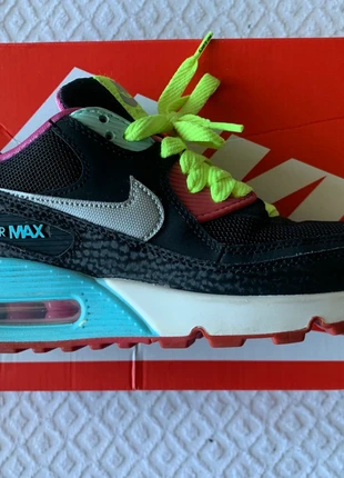 Nike Air Max 90 GS (345017-063) Black Metallic Silver Hyper Red Volt, marque: Nike Air, état: Bon état, taille: 38, 40,00 €, 42,70 € Protection acheteurs incluse