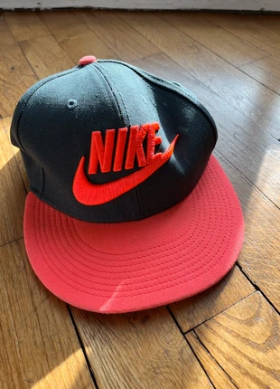 Casquette Nike taille unique, marke: Nike, zustand: Sehr gut, größe: Einheitsgröße, 8,00 €, 9,10 € inklusive Vinted-Käuferschutz