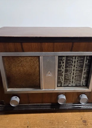 TSF Radiola RA538, merk: Radiola, staat: Veelgebruikt, € 35,00, € 37,45 inclusief Kopersbescherming