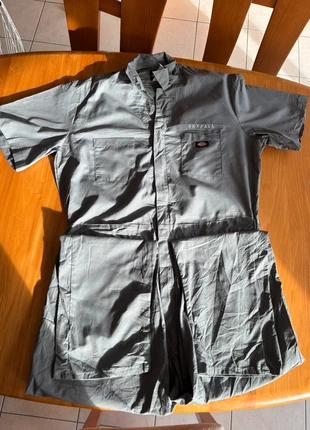 Combinaison de travail dickies skyfall XL, marque: Dickies, état: Neuf sans étiquette, taille: XL, 28,00 €, 30,10 € Protection acheteurs incluse