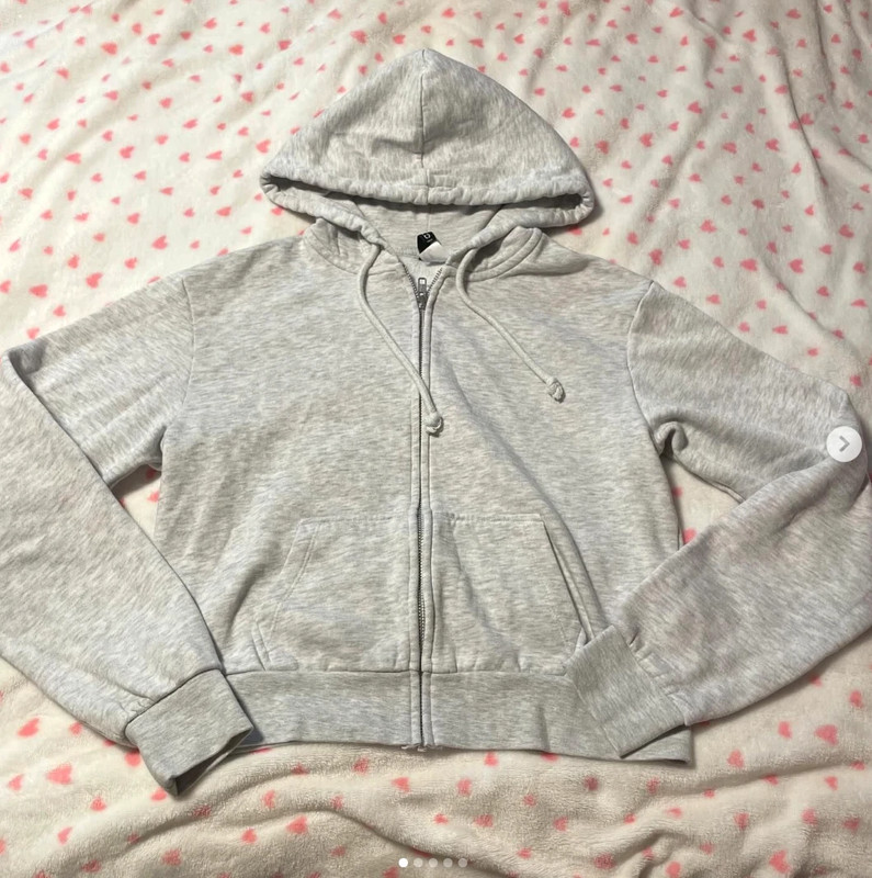 H&M grey cropped hooded zip up sweater 1