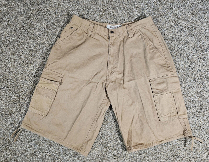 Regal Wear Size 38 Khaki Cargo Shorts 1