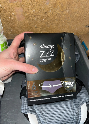 Culottes jetable femme, marque: Always, état: Neuf avec étiquette, taille: Taille unique, 4,00 €, 4,90 € Protection acheteurs (Pro) incluse